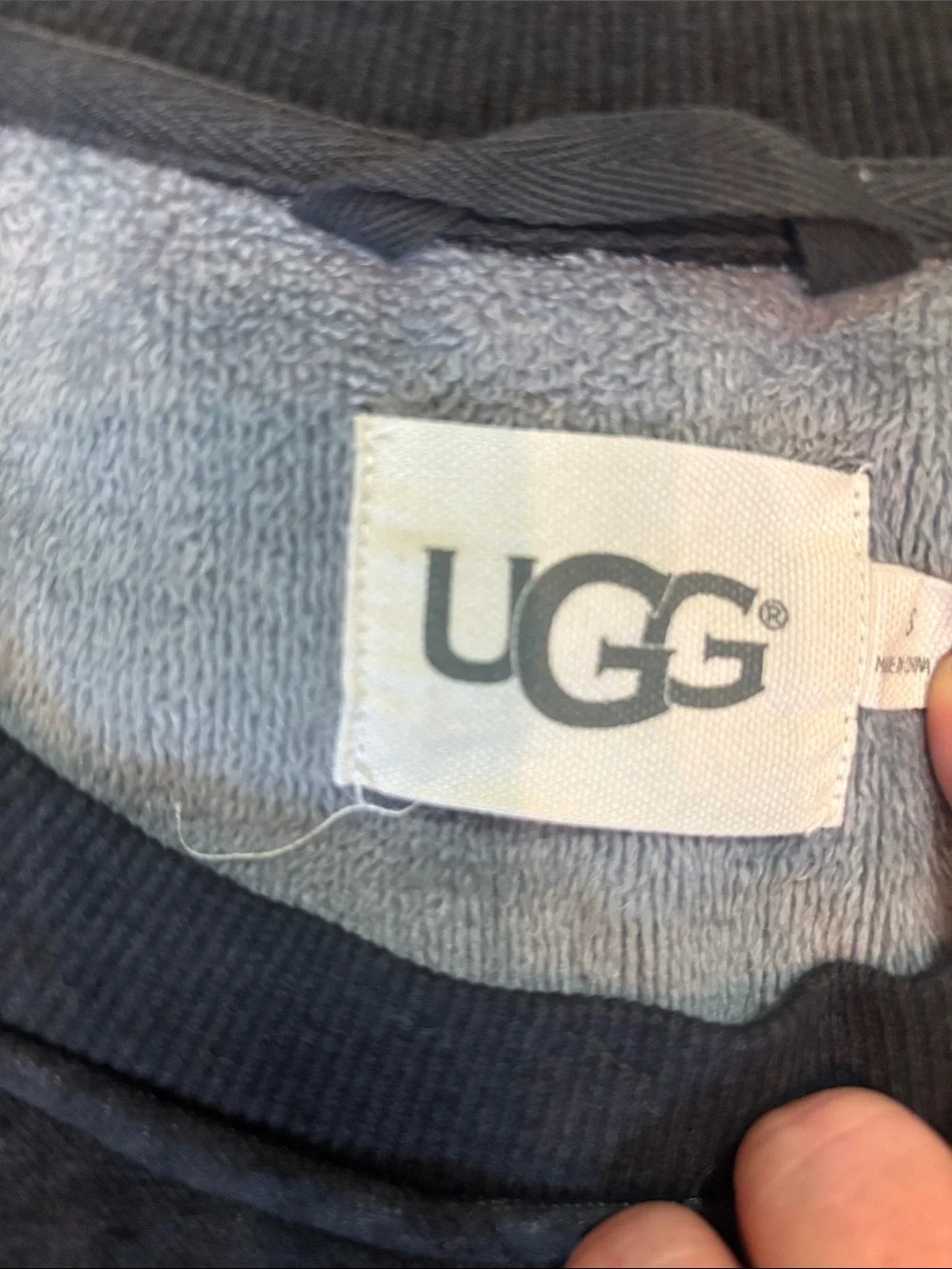 UGG Women's Morgan Fleece Pullover Sweatshirt with Zip Pockets